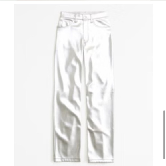 NWT Abercrombie & Fitch Vegan

Leather 90s Relaxed Pants Silver size 24 - Picture 8 of 9